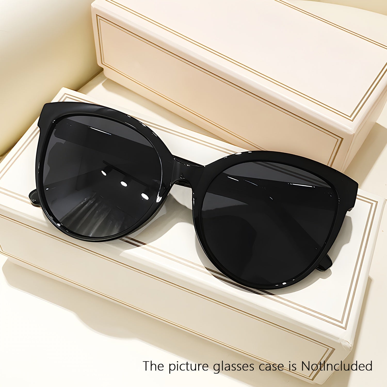 Luxe Cat-Eye Sunglasses for Women – Oversized and Stylish for Sunny Days