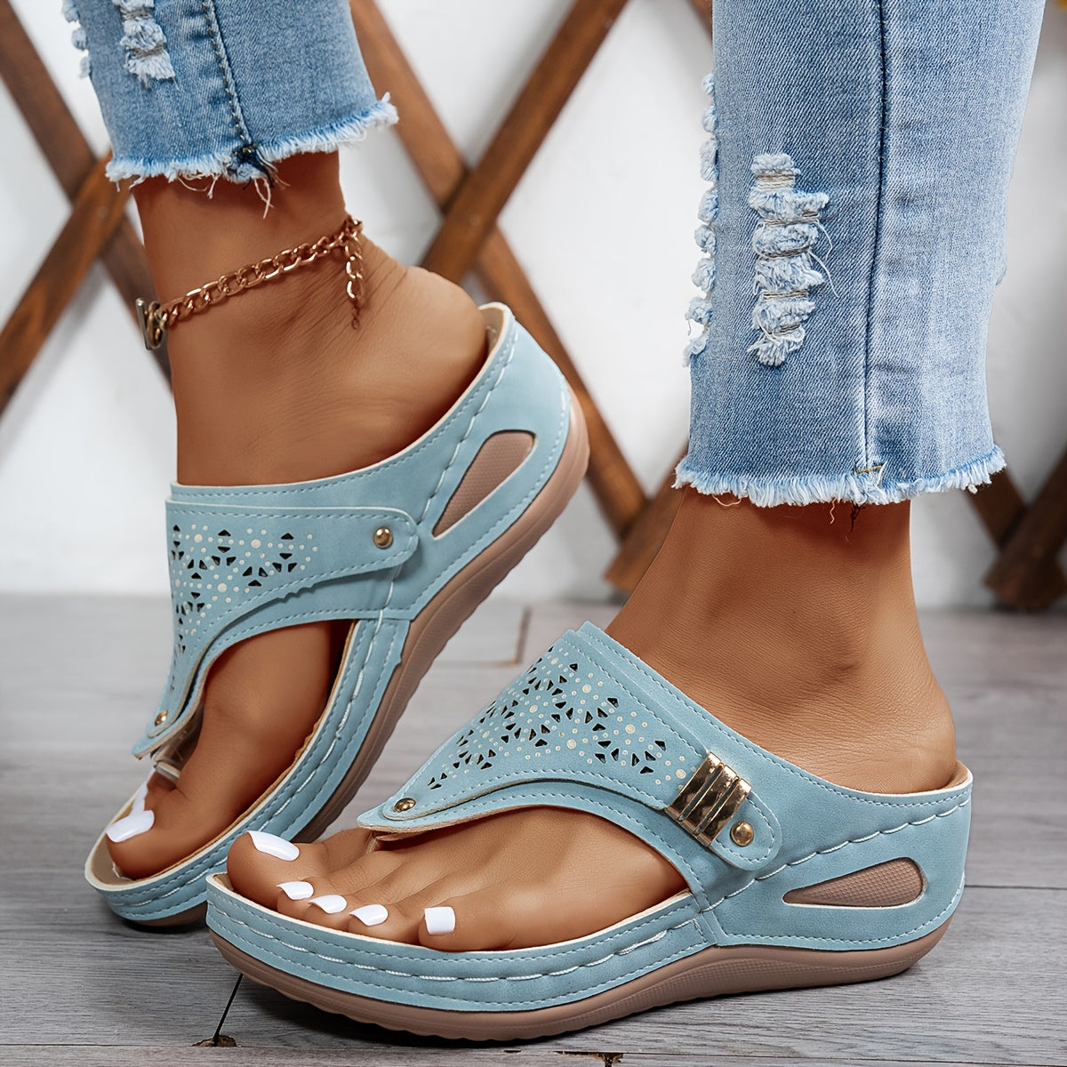 Fashion-Conscious Women's Flip-Flops – With Low Heel and Open Toe