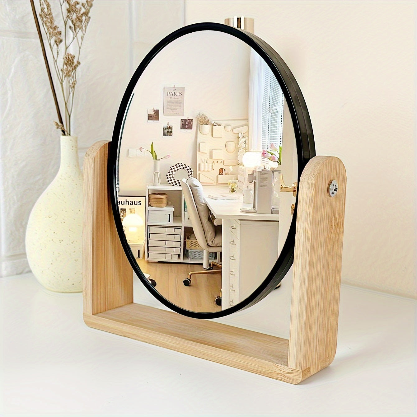 Stylish Double-Sided Makeup Mirror – Practical and Atmospheric