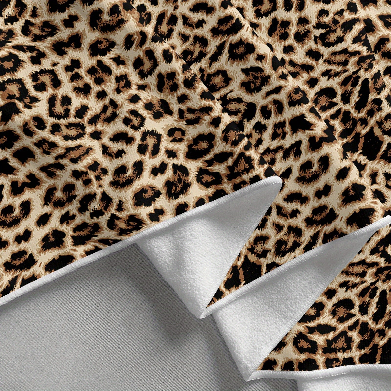 Luxe Microfiber Beach Towel - Quick-Drying and Super Soft