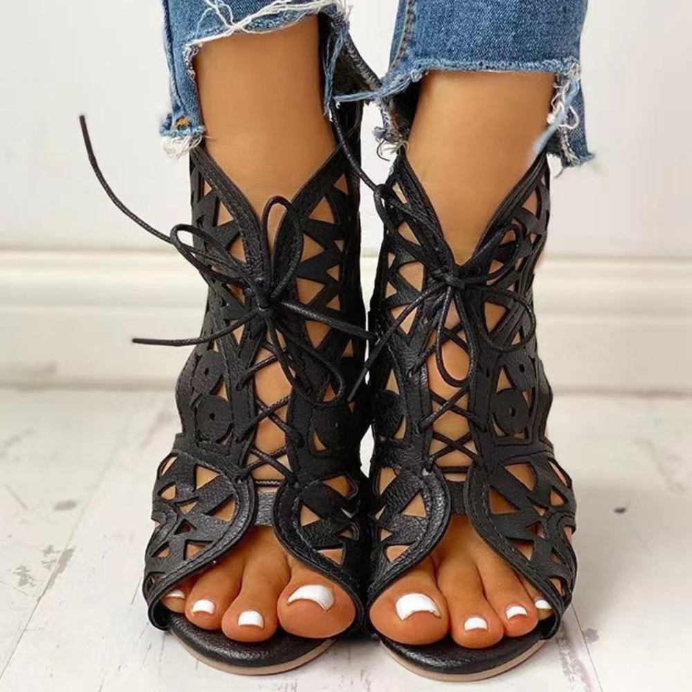 Luna Lace Sandals – Elegance and Comfort for Summer Days