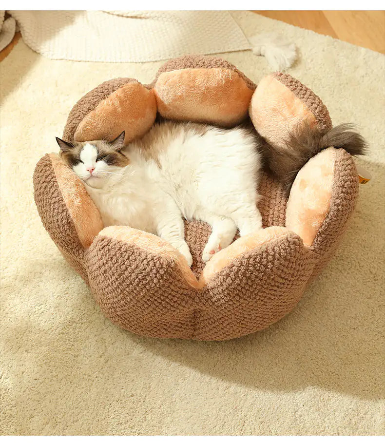 Flower Cat Bed - Soft and Cozy for Your Cat