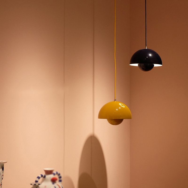 Nordic Bloom Pendant Light – Colourful Design and Warm Atmosphere