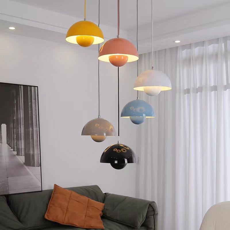 Nordic Bloom Pendant Light – Colourful Design and Warm Atmosphere