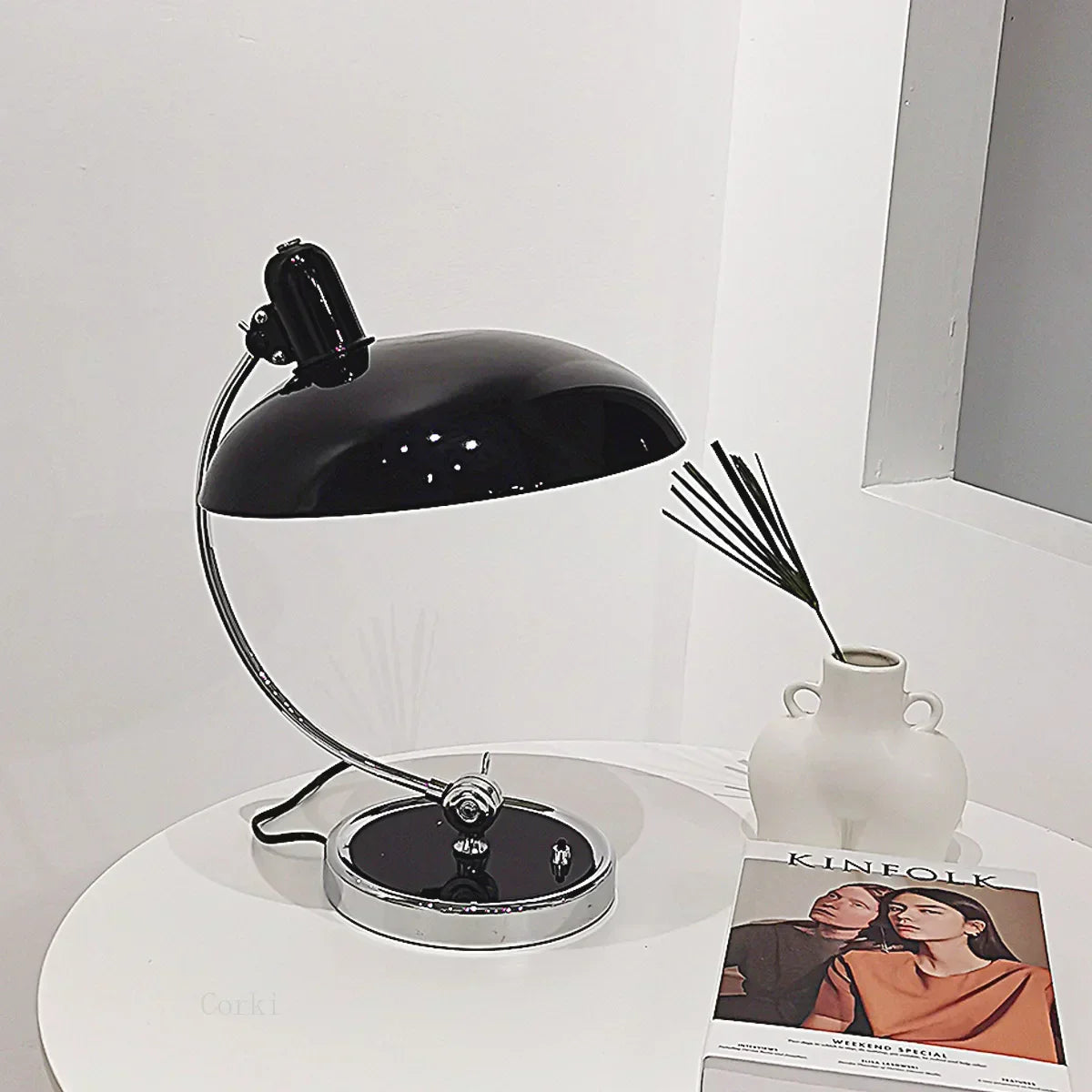 Retro Elegance Table Lamp - Create a Cozy Atmosphere