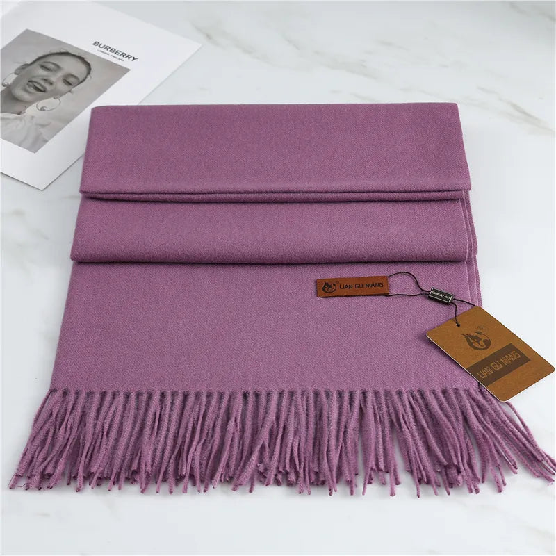 Cozy Chic Scarf - Warm and Stylish