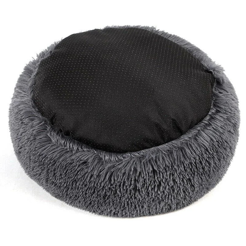 SnuggleNest Donut Bed – Soft and Soothing for Cats and Dogs