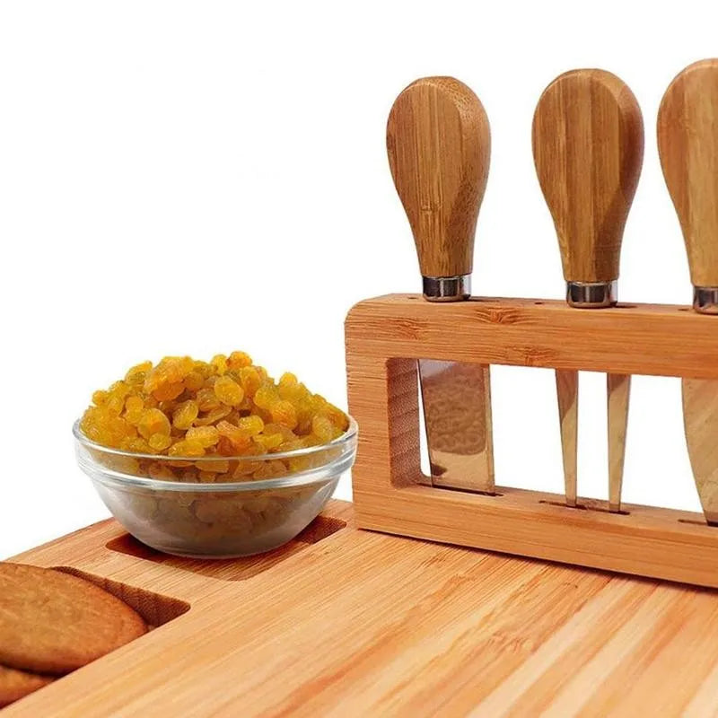 BambooServe Cheese Board Set – Stylish and Functional Enjoyment