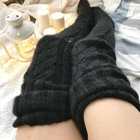 Trendy Over-the-Knee Socks - Comfortable Socks for Winter