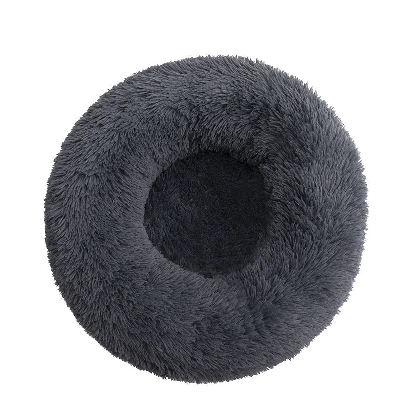 SnuggleNest Donut Bed – Soft and Soothing for Cats and Dogs