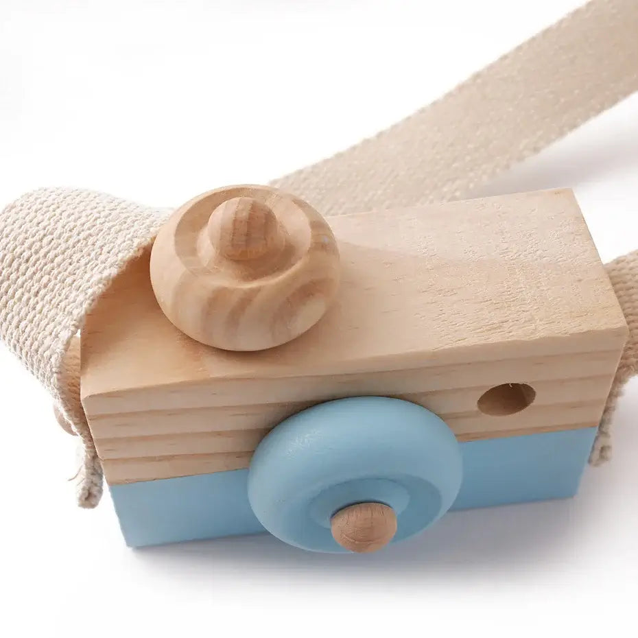 Creative Wooden Camera – For the Little Explorer