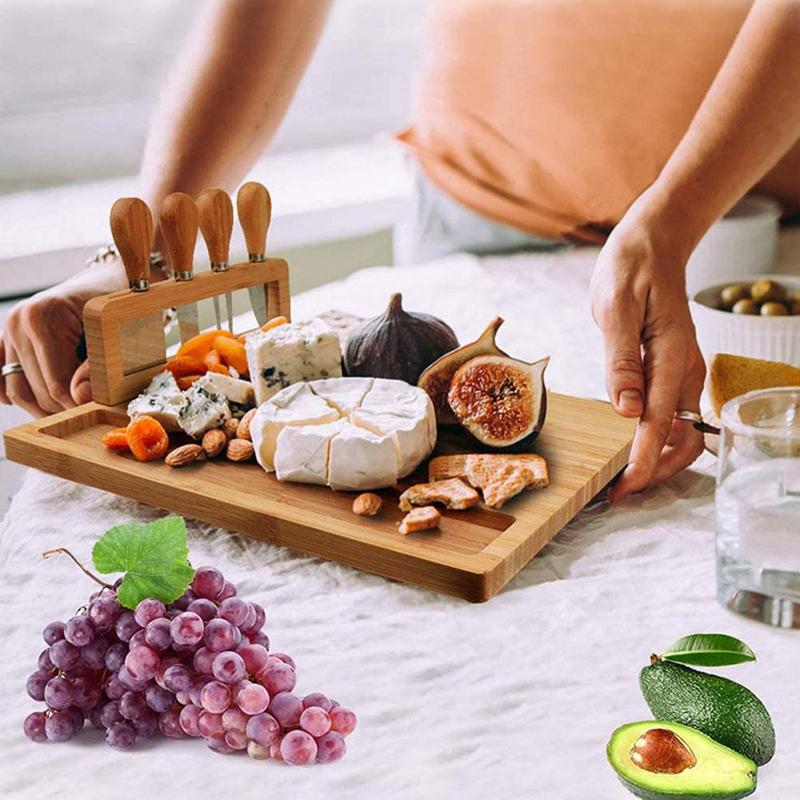 BambooServe Cheese Board Set – Stylish and Functional Enjoyment