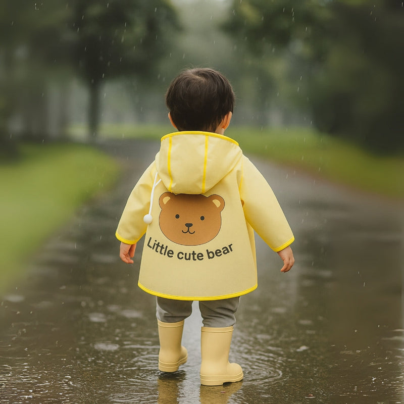 Magical Children's Raincoat – Protective and Playful in the Rain