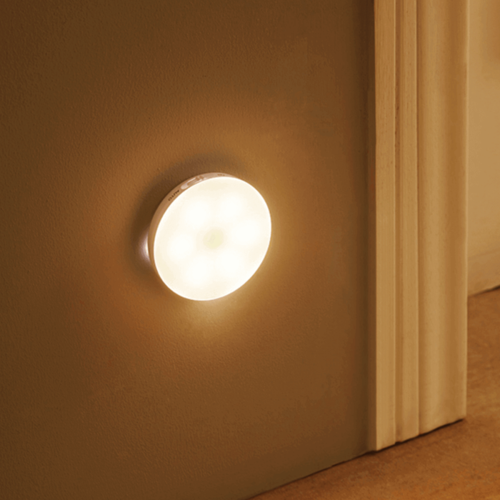 Circly Rechargeable LED Lamp – Convenient Lighting with Motion Sensor