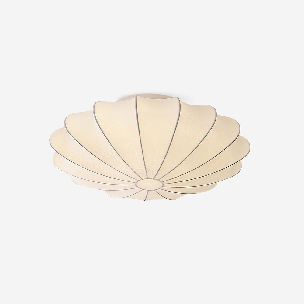 Shell-Shaped Ceiling Light – Modern and Atmospheric Home Accessory