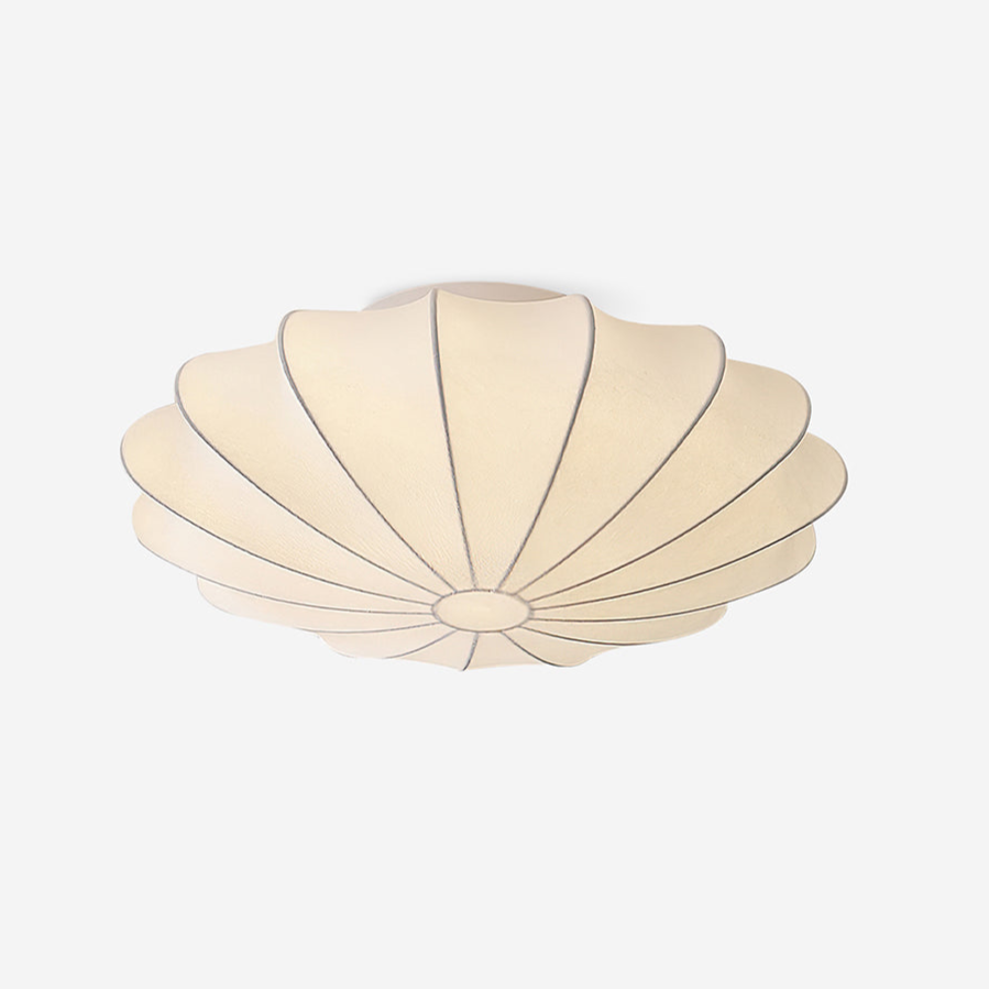 Shell-Shaped Ceiling Light – Modern and Atmospheric Home Accessory