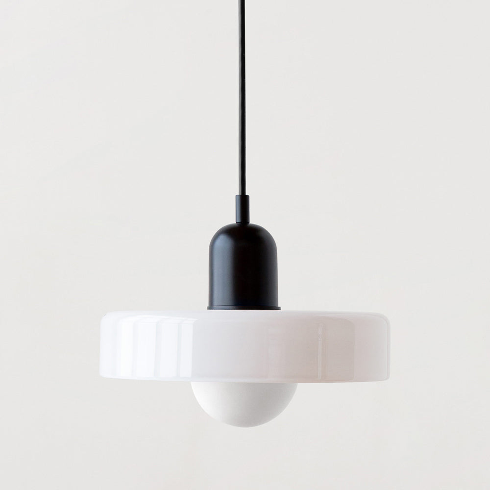 ColorLoop Pendant – Artistic Bauhaus Hanging Lamp with Warm Light