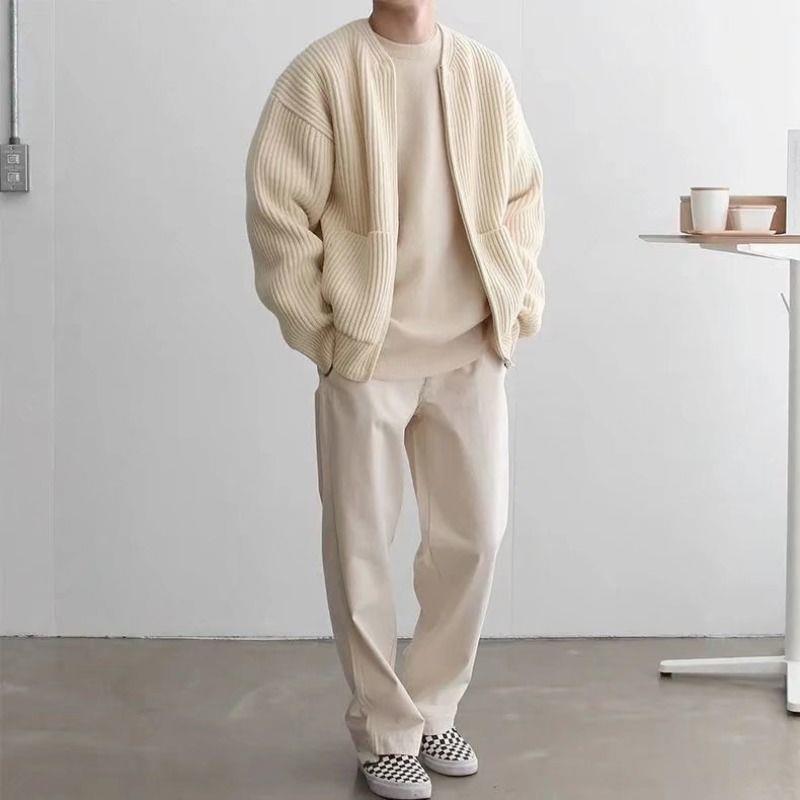 James Comfortable Cardigan – For a Trendy and Relaxed Look