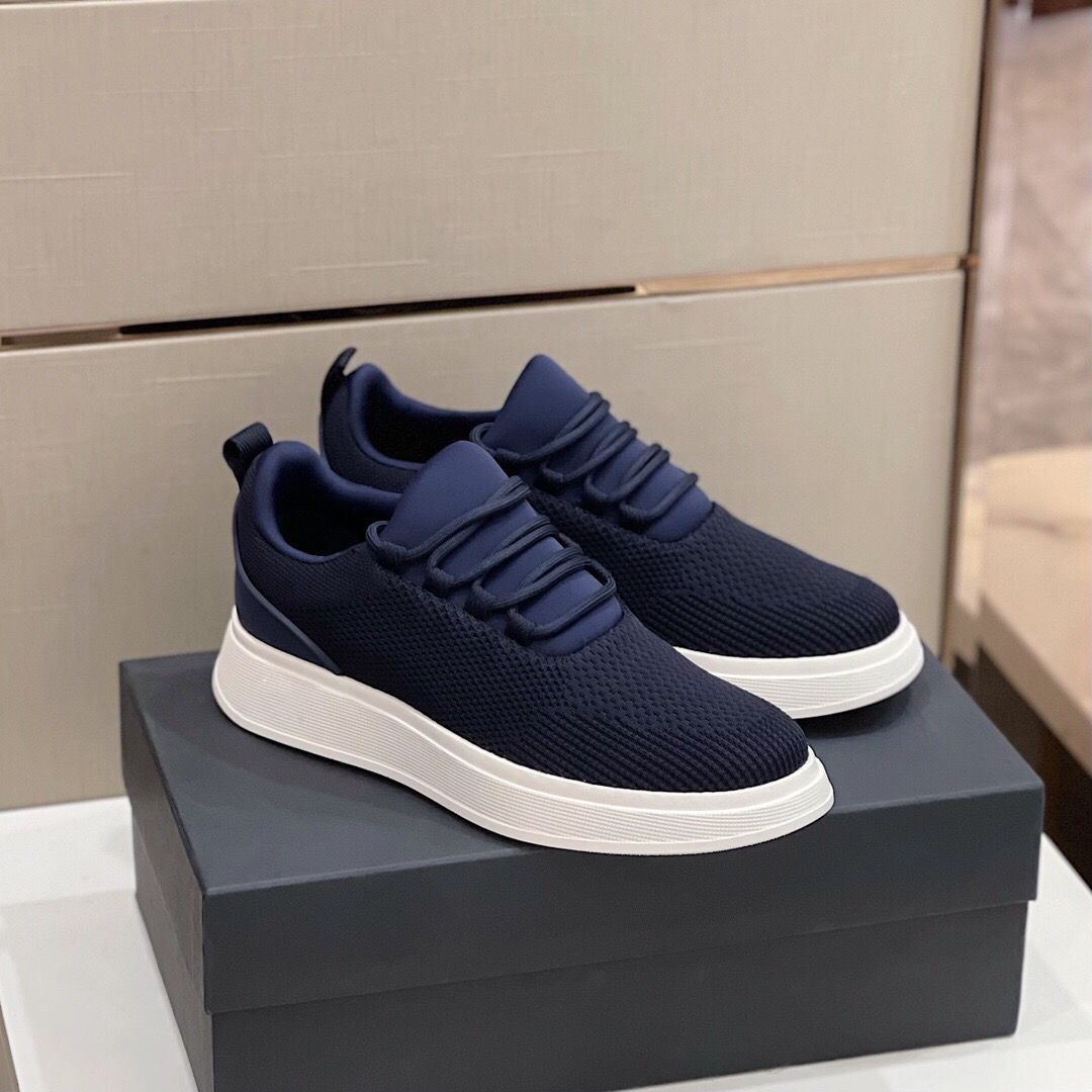 Urban Comfort Sneakers for Men – Breathable and Lightweight