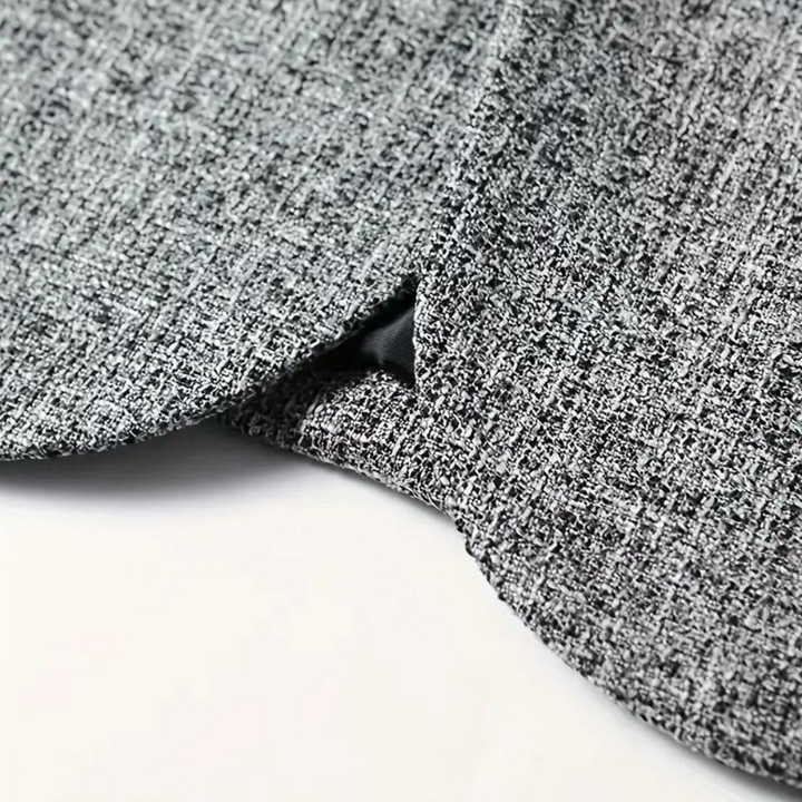 Modern Men's Blazer – Class and Comfort in One