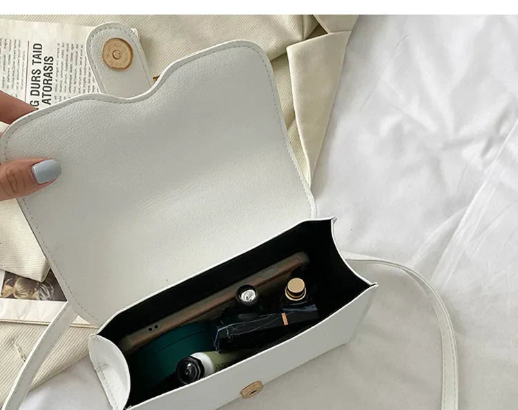 Anne's Trendy Handbags - Playful Bag for Every Adventure
