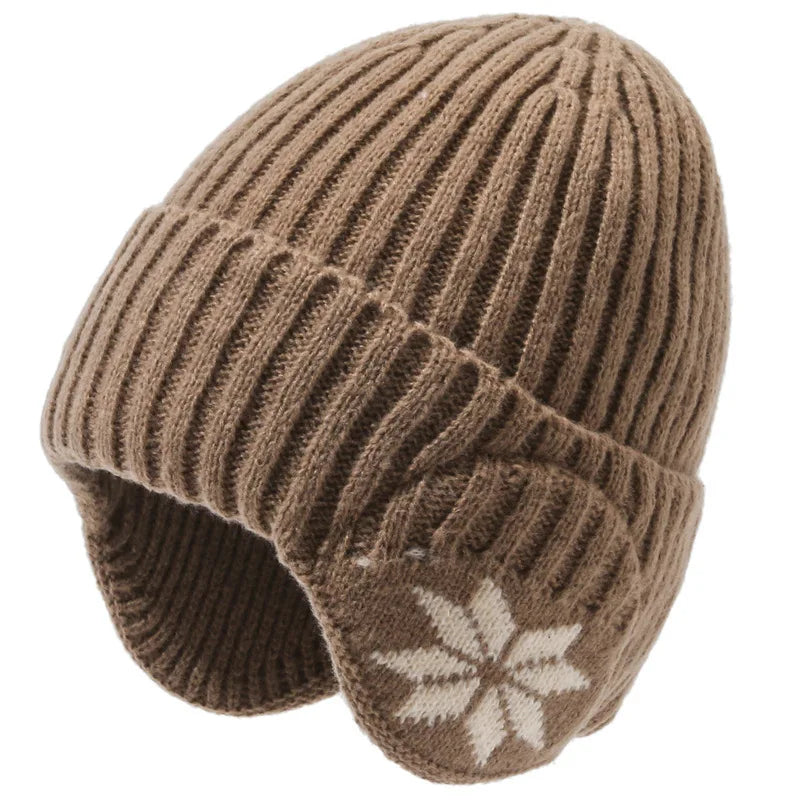 Winter Warm Knitted Beanie - For Comfort and Protection in the Cold