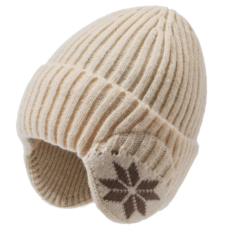 Winter Warm Knitted Beanie - For Comfort and Protection in the Cold