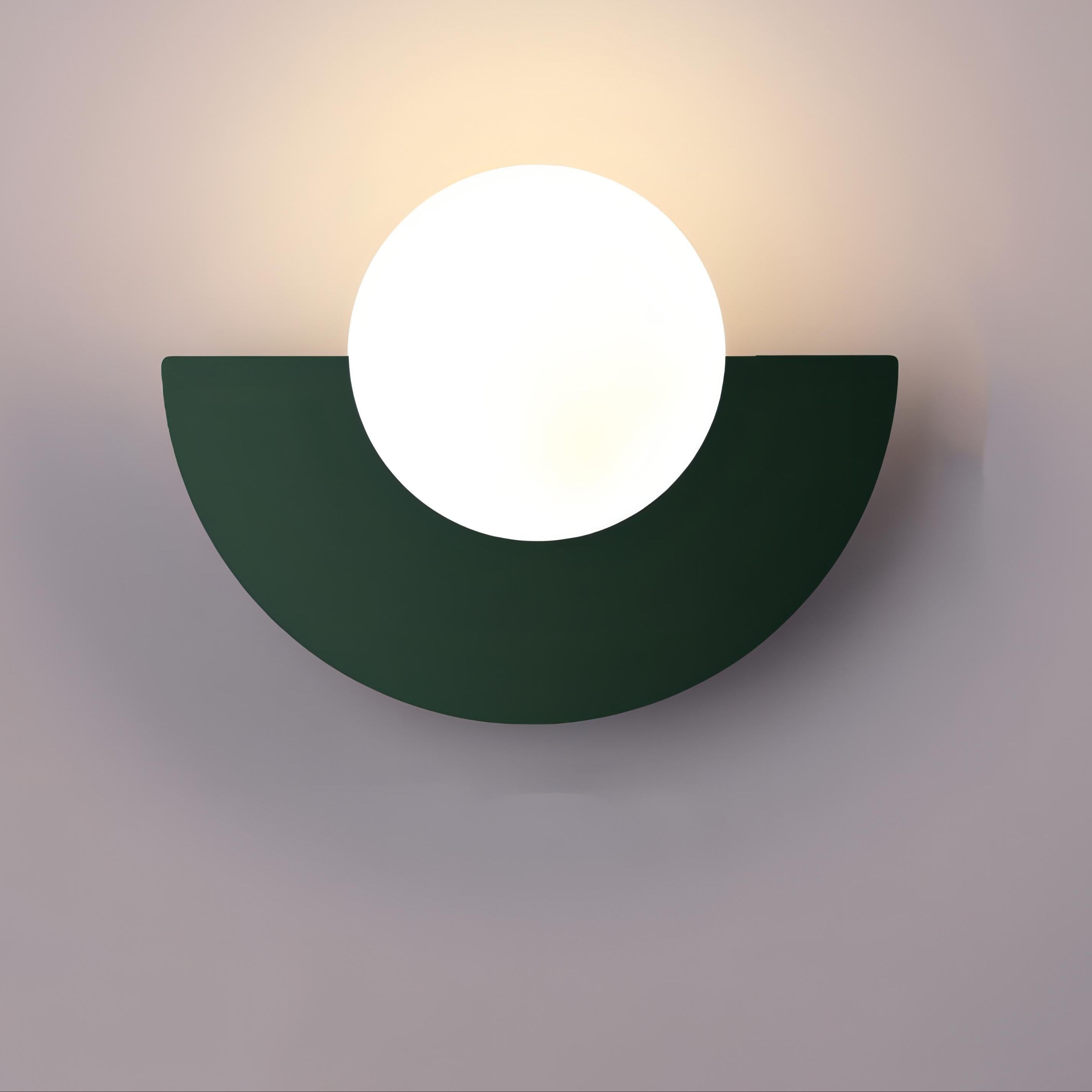 Solari Nordic Wall Lamp – Modern Design and Cosy Atmosphere