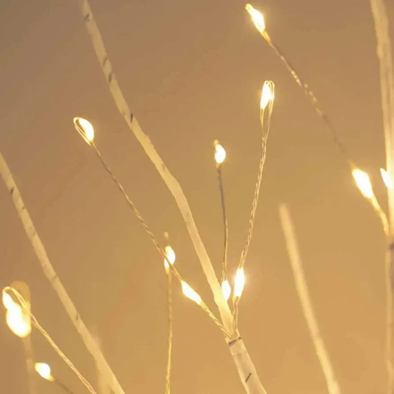 Atmospheric Illuminated Tree - For a Cozy and Warm Ambiance