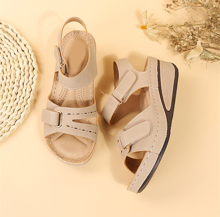 Comfortable Chic Sandals - Stylish and Functional