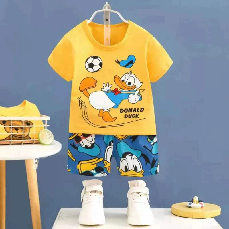 Summer Set for Kids – Cartoon T-shirt and Shorts with Mickey Mouse Print
