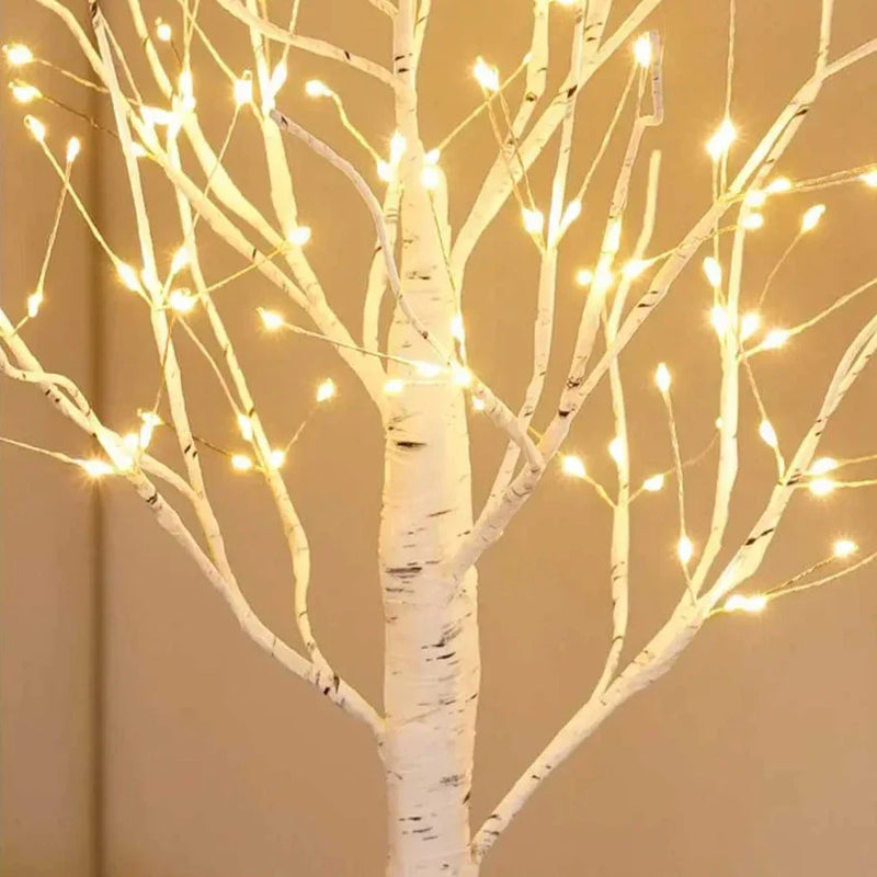 Atmospheric Illuminated Tree - For a Cozy and Warm Ambiance