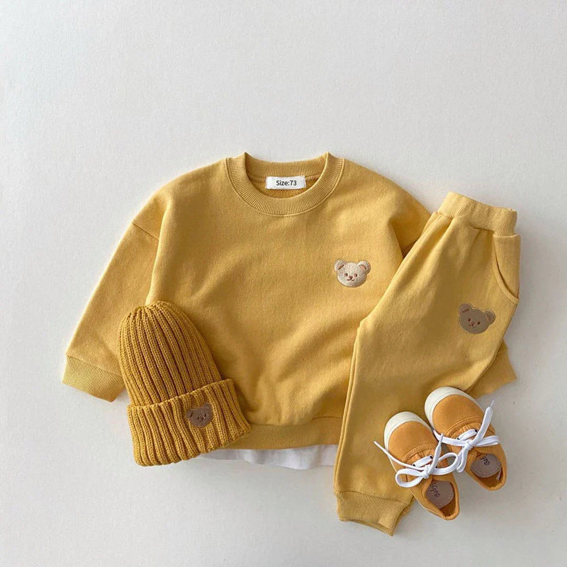 Adorable Kids Outfit - Comfortable and Playful