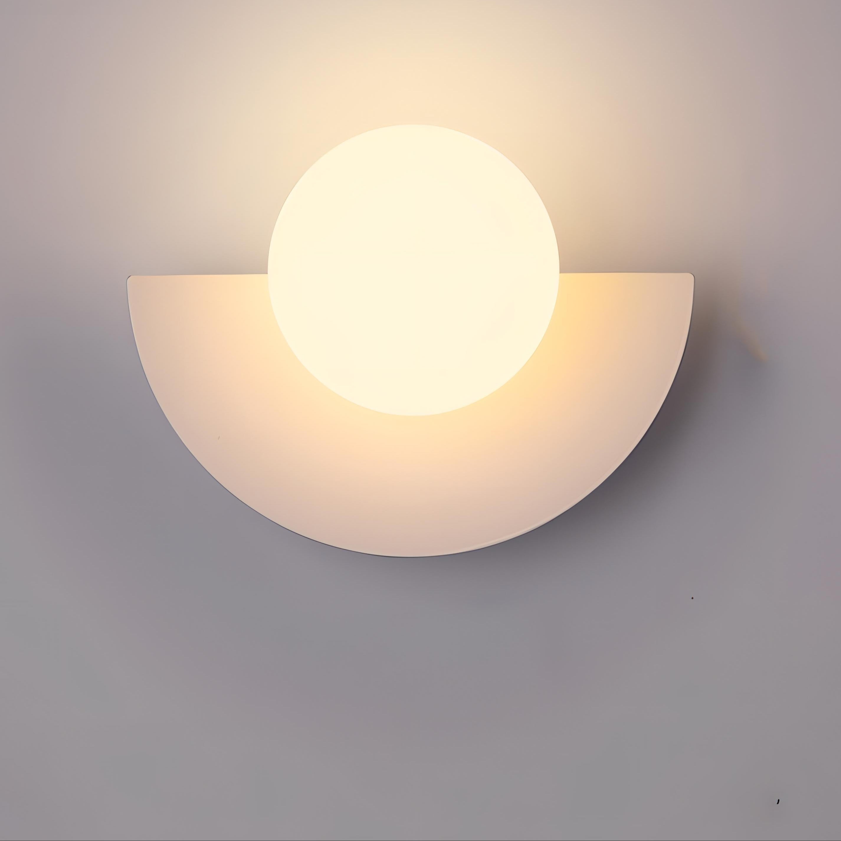 Solari Nordic Wall Lamp – Modern Design and Cosy Atmosphere