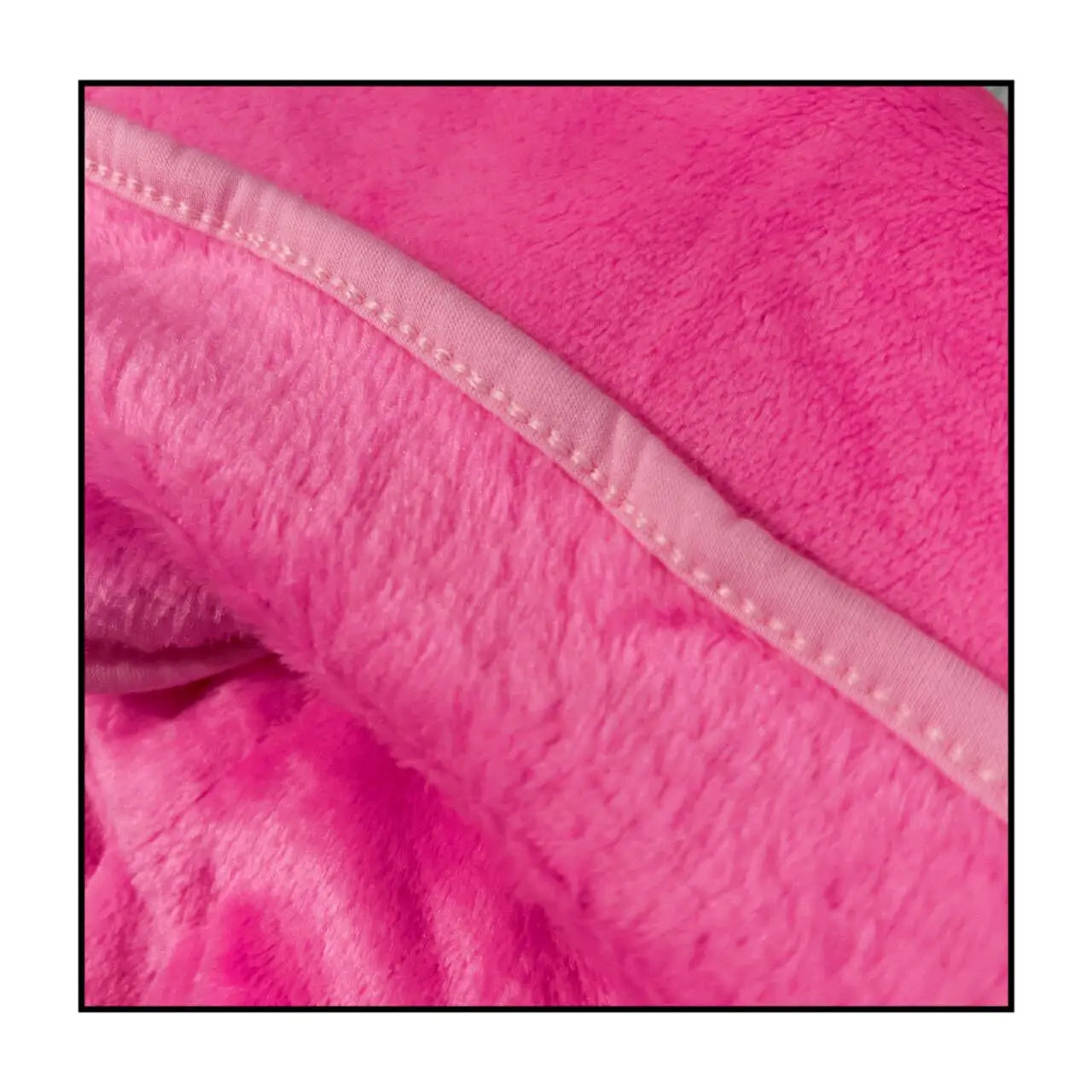 Soft Children's Bathrobe with Ears and Bow - Warm and Comfortable Nightwear