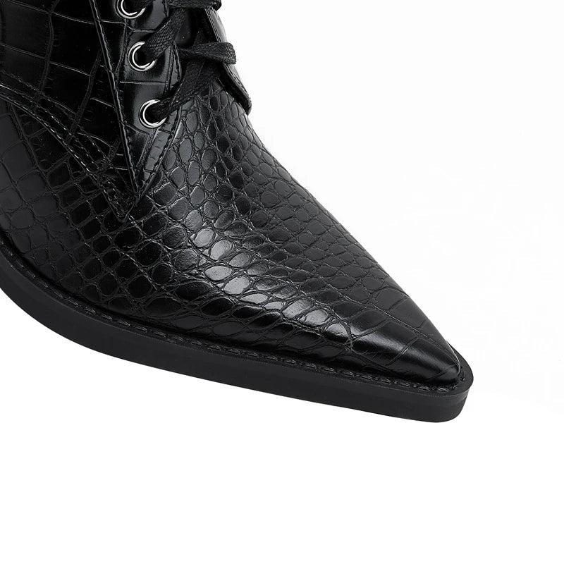 Ladies' Lace-Up Boots with Croc Pattern – Western Style with Pointed Toe