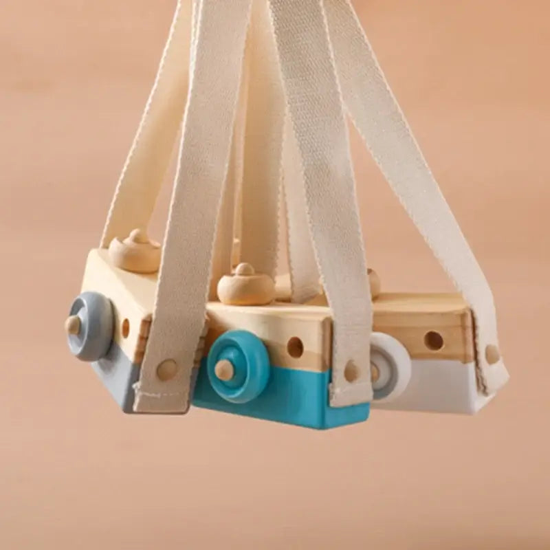 Creative Wooden Camera – For the Little Explorer