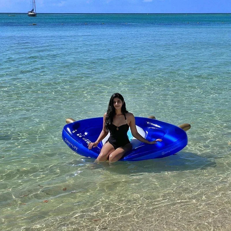 Giant Inflatable Eyeball – Unique Floating Mattress for Summer Fun