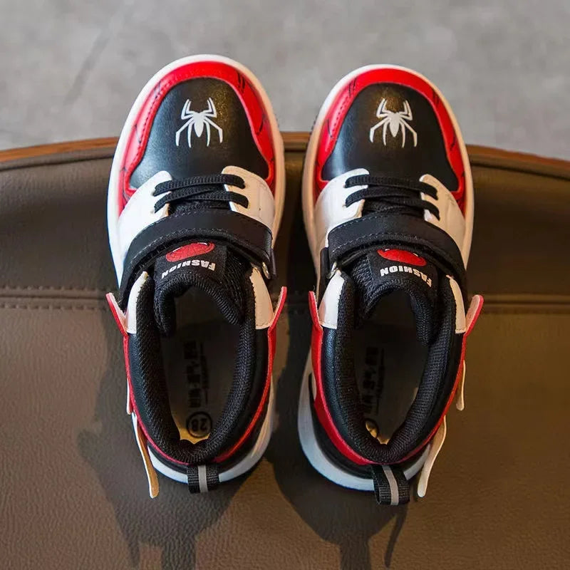 Lightweight Children's Sneakers with Reinforced Sole - Ideal for Sports and Play