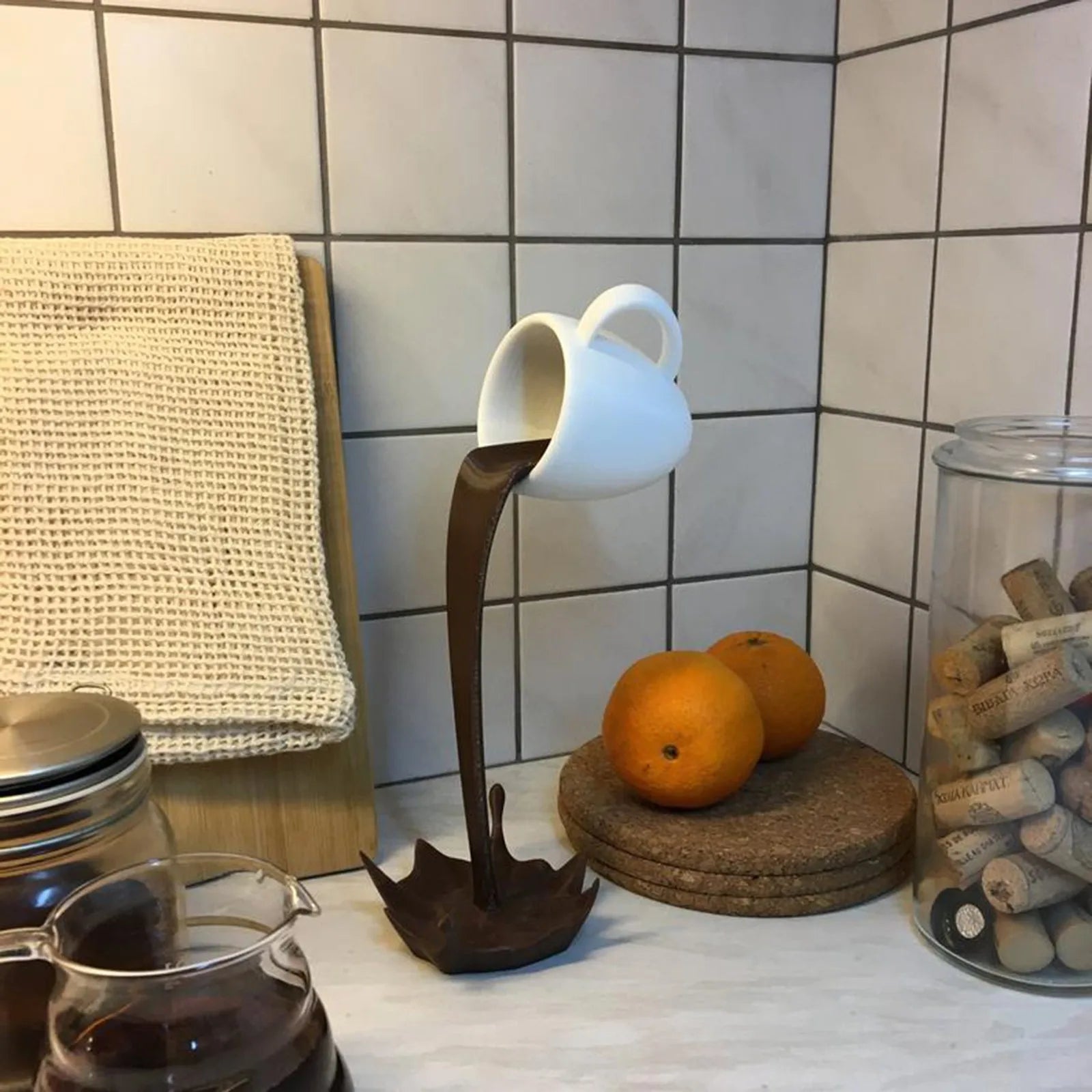 Creative Upside Down Cup - Playful Decoration for Home