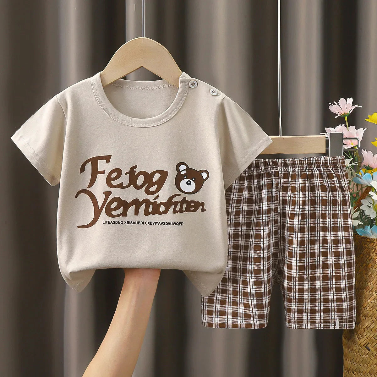 Summer Set for Kids – Cartoon T-shirt and Shorts with Mickey Mouse Print