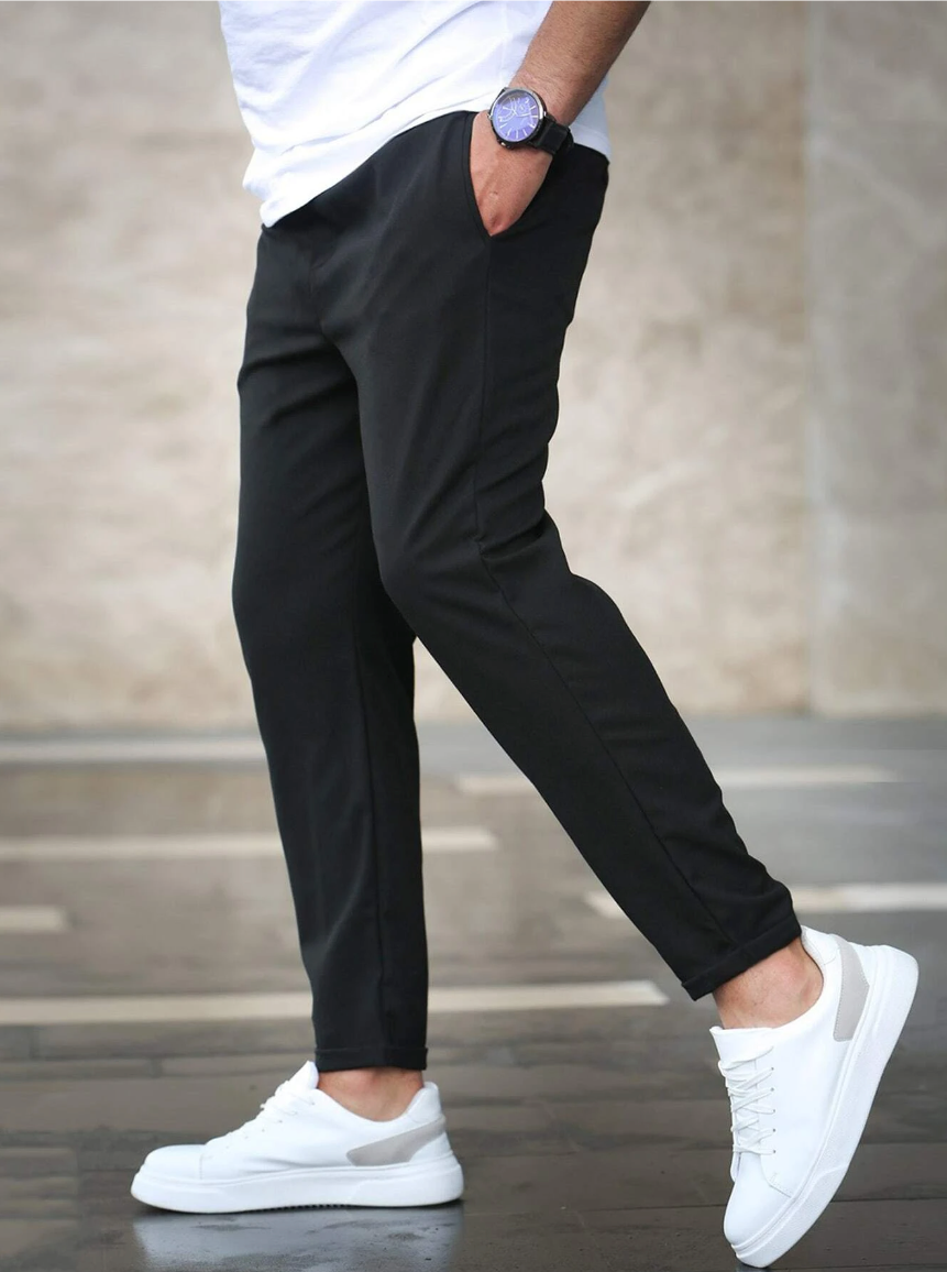 Modern Sports Trousers – For an Active Lifestyle