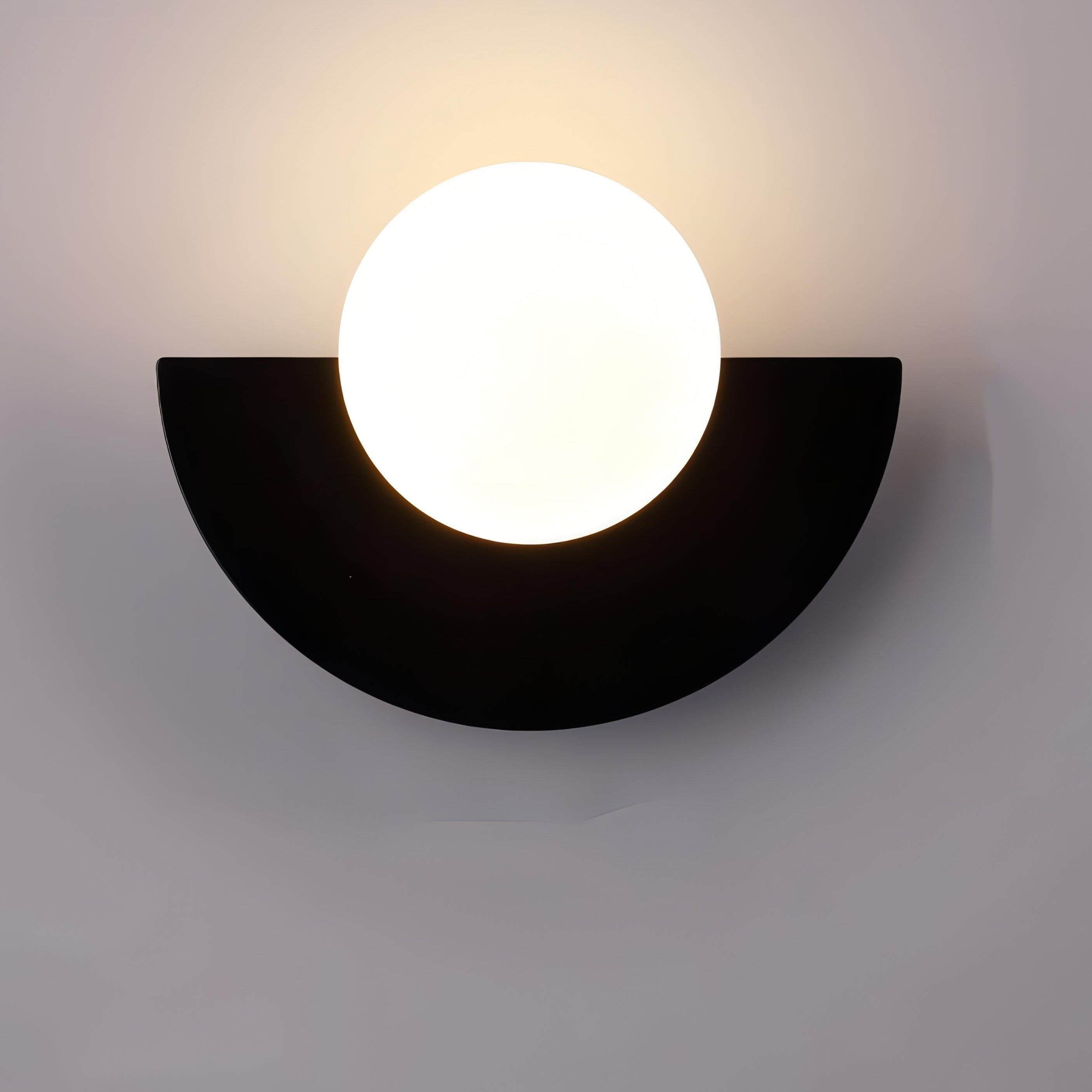 Solari Nordic Wall Lamp – Modern Design and Cosy Atmosphere