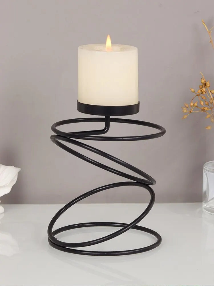 Elegant Spiral Candle Holder – For a Cozy and Stylish Home