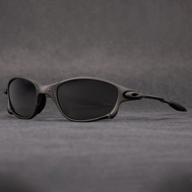 Sporty Polarised Sunglasses – Metallic Frame with Red Lenses