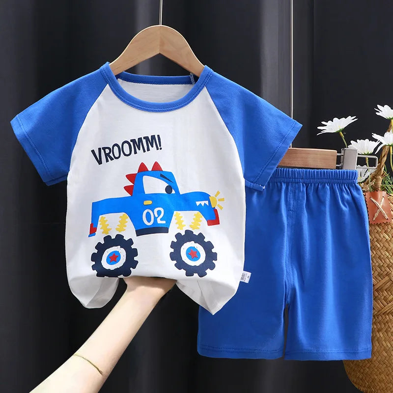 Summer Set for Kids – Cartoon T-shirt and Shorts with Mickey Mouse Print