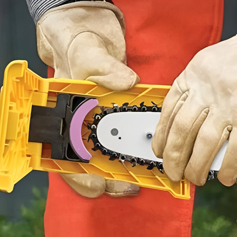 SharpEdge Chainsaw Sharpener – Quick-Attach Blade Refresher Tool