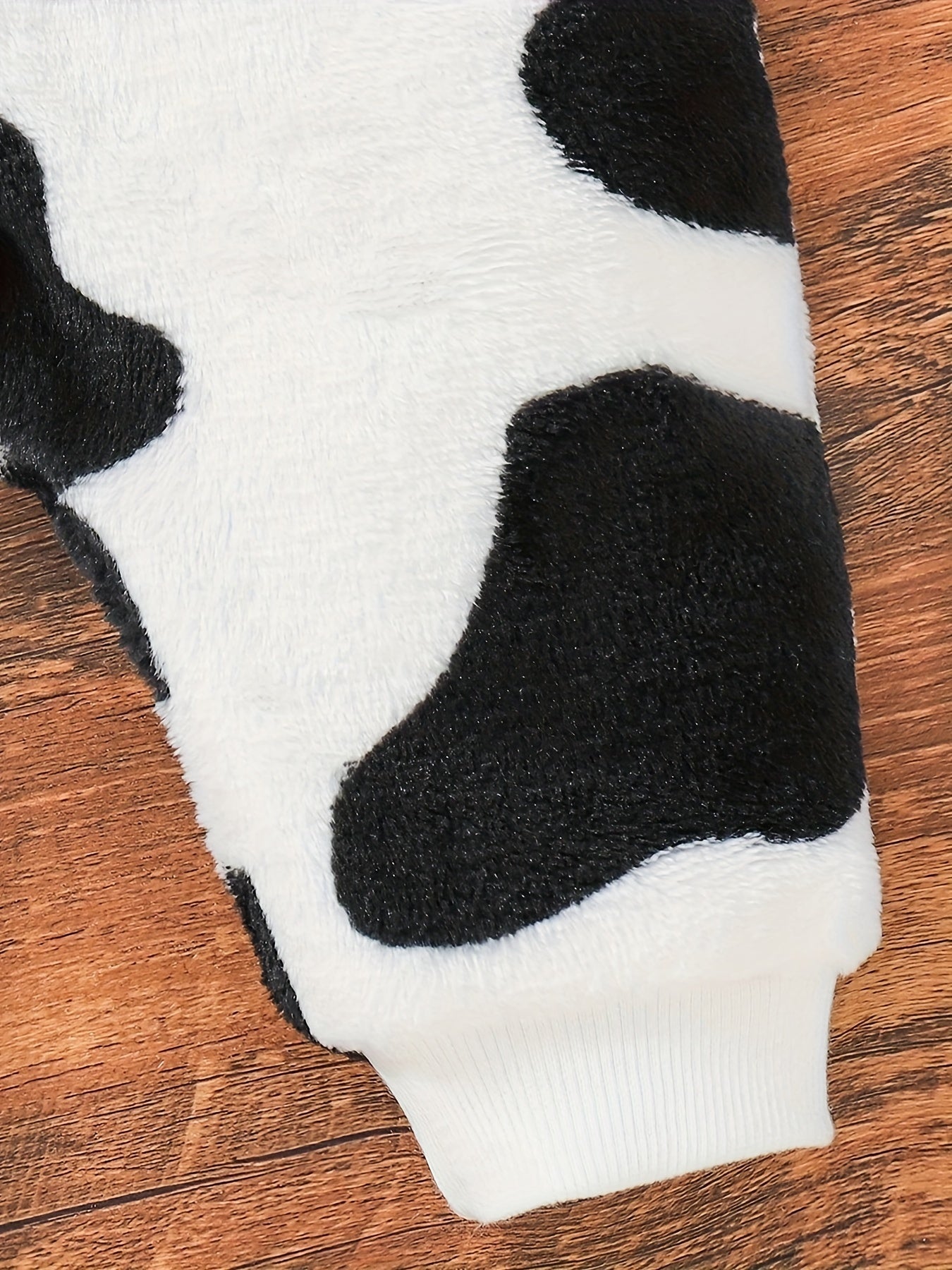 Cute Baby Cow Romper – Includes Hat for Autumn and Winter
