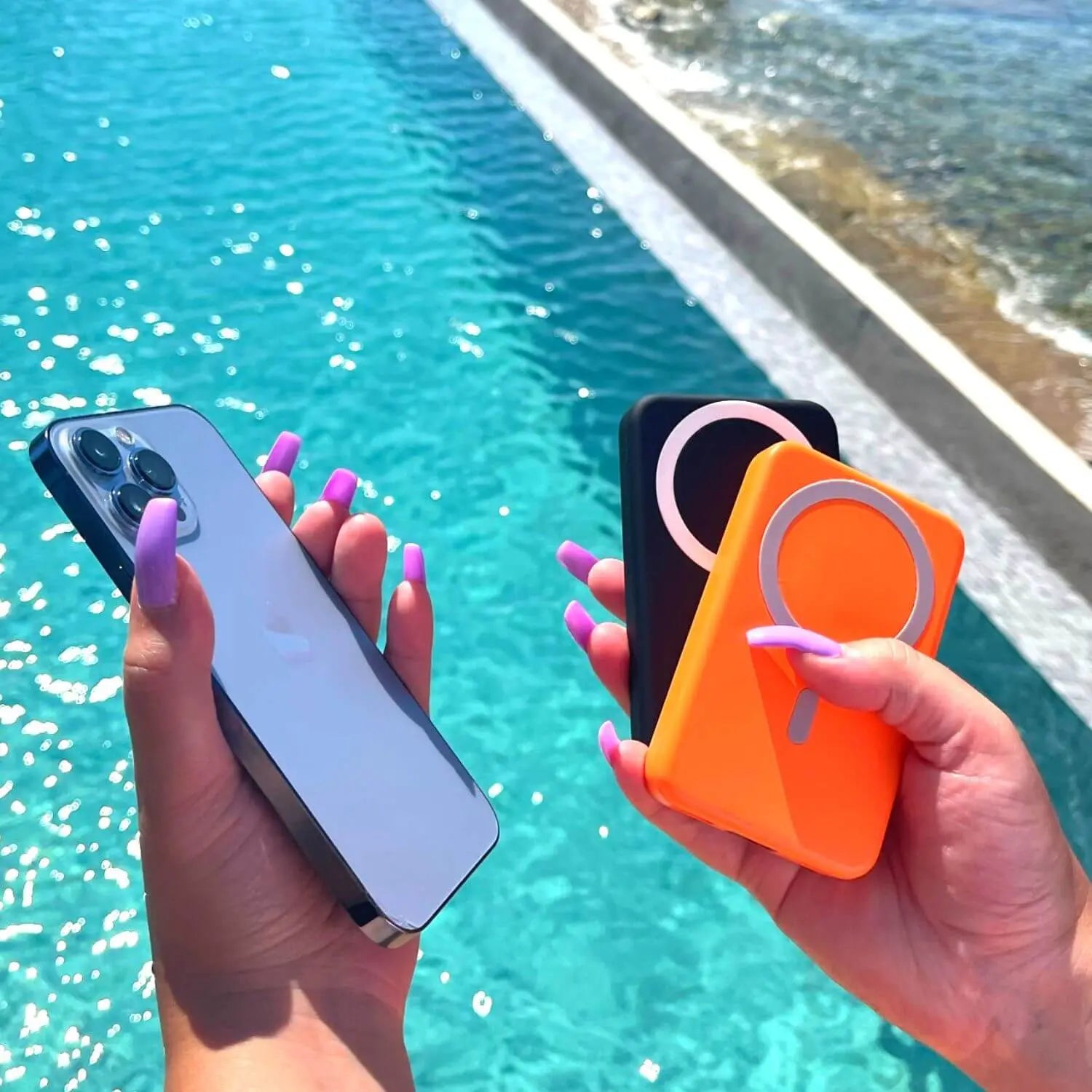 MagBoost SnapCharger – Slim Magnetic Power Bank for On-the-Go