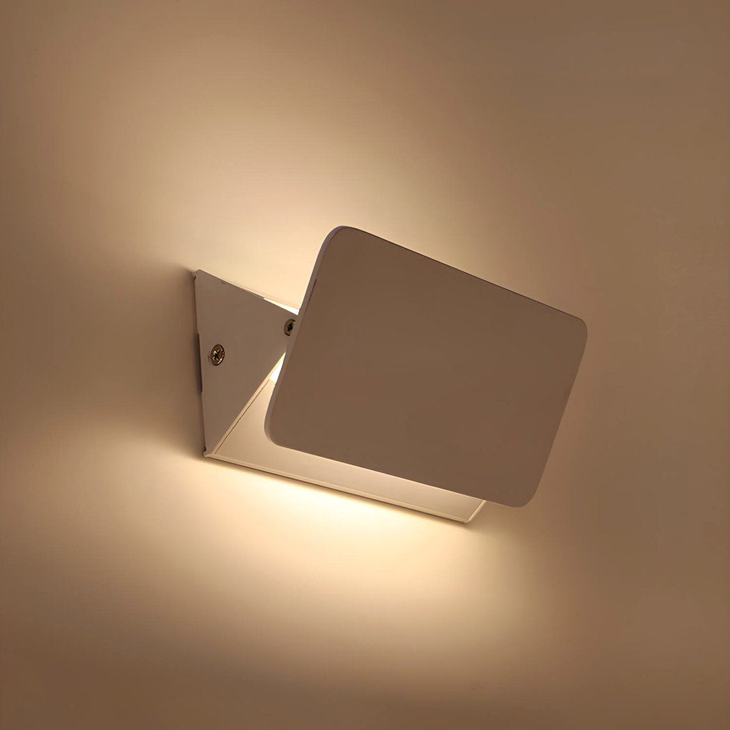 FlexiGlow Modern White Wall Lamp – Adjustable Shade for Perfect Light Distribution